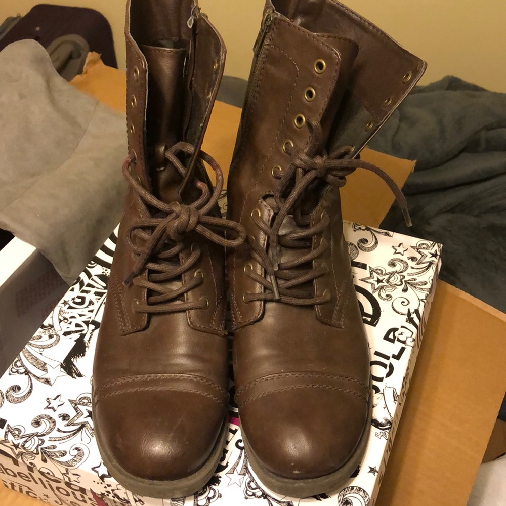 Brown Combat boots